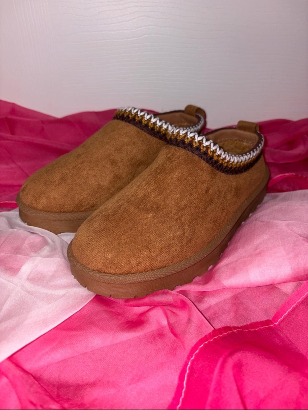 Women’s Olivia and Kate NY Slip-On Mule in Warm Chestnut Brown